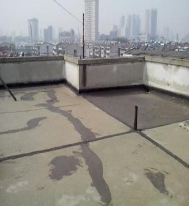 宁安漏水维修 楼顶漏水是什么原因，楼顶漏水维修方法是什么?